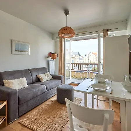 Un Balcon Sur La - Appt A 30m De La 아파트