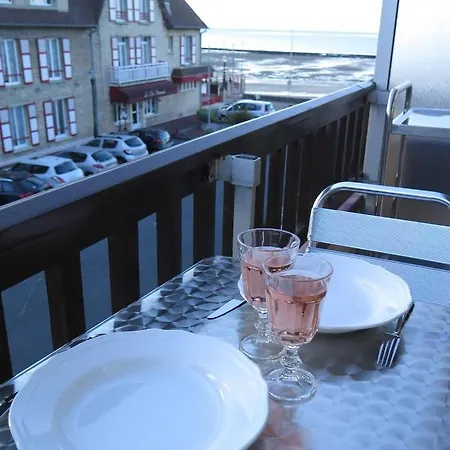 Un Balcon Sur La - Appt A 30m De La